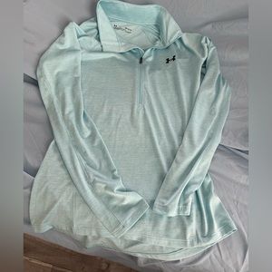 Under Armour woman’s med long sleev